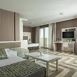 Marina White Sands 3*